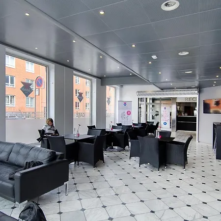 Express 2* Copenhaga
