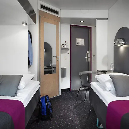 Hotell Express 2*